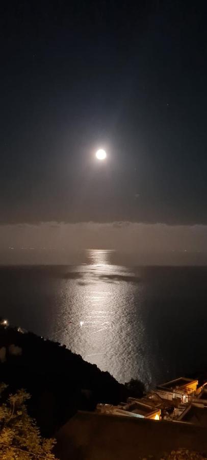 דירות אמאלפי Casa Enzo Con Vista Mare מראה חיצוני תמונה