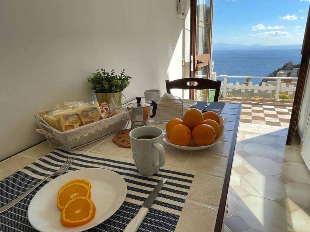 דירות אמאלפי Casa Enzo Con Vista Mare מראה חיצוני תמונה